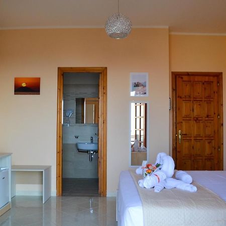 Le Twins -Bed And Breakfast Тропея Экстерьер фото