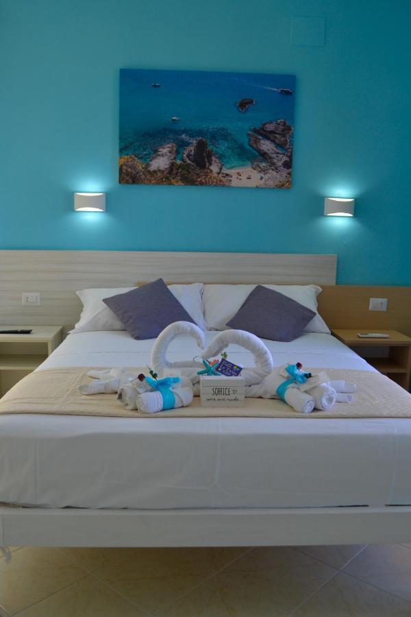 Le Twins -Bed And Breakfast Тропея Экстерьер фото