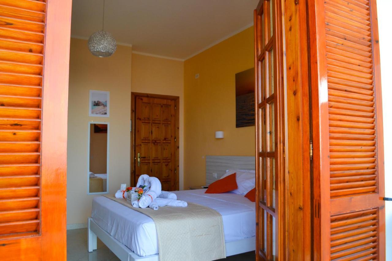 Le Twins -Bed And Breakfast Тропея Экстерьер фото