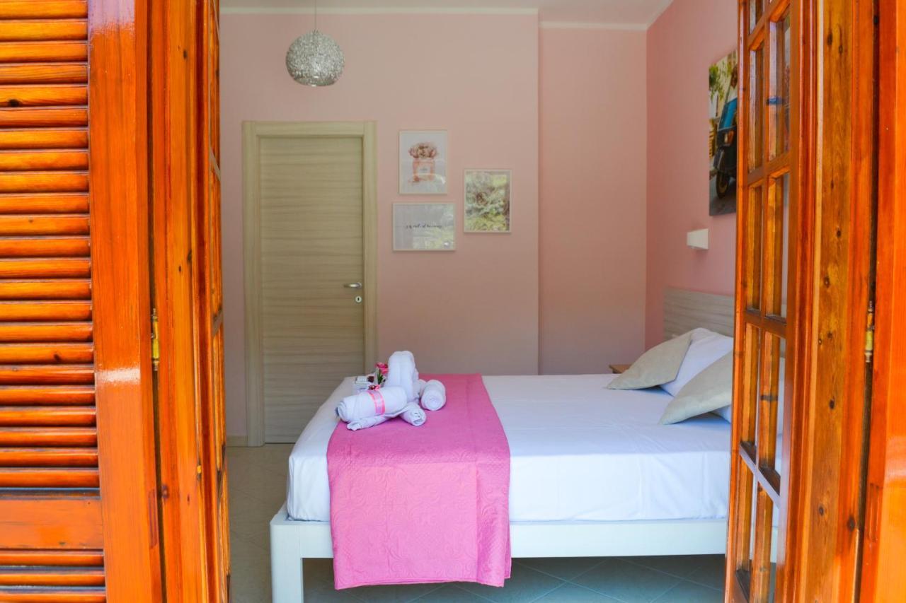 Le Twins -Bed And Breakfast Тропея Экстерьер фото