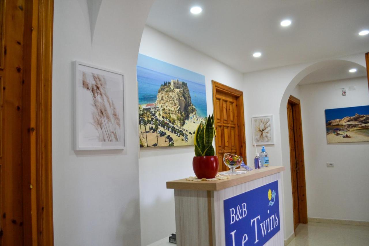 Le Twins -Bed And Breakfast Тропея Экстерьер фото