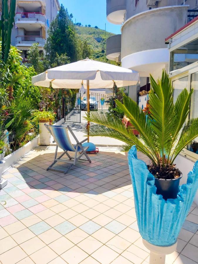 Le Twins -Bed And Breakfast Тропея Экстерьер фото